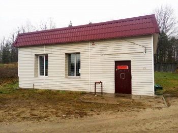 Здание магазина, д.Свираны